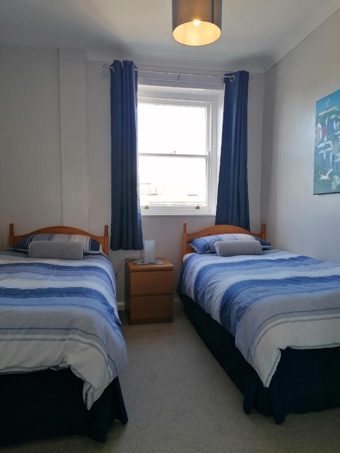 Sunrise View - Beachfront Apartment, Weymouth Buitenkant foto